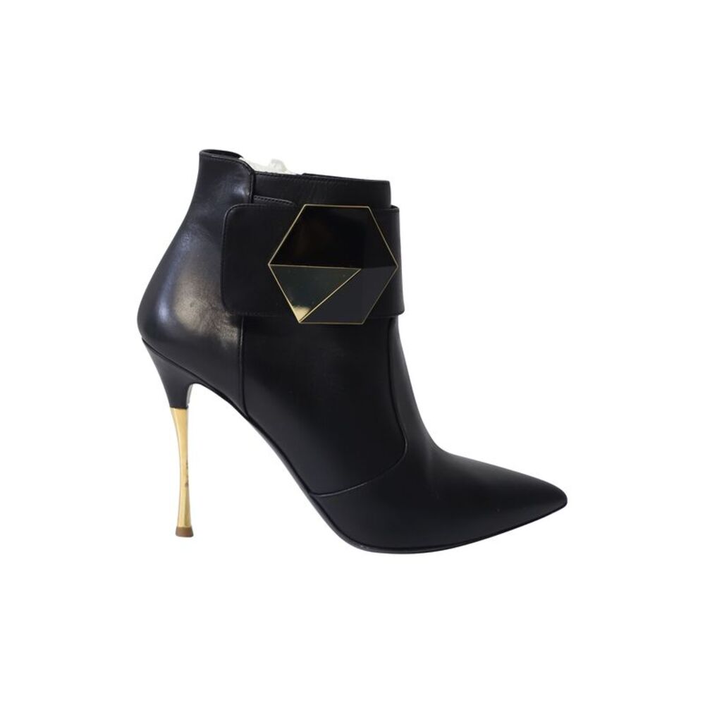 Nicholas Kirkwood Hexagon Ankle Boots in Black Leather